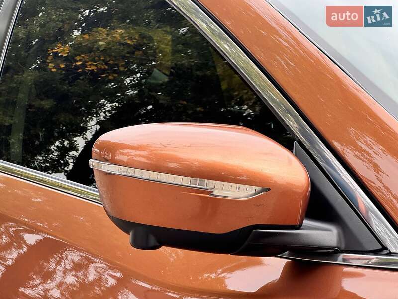 Внедорожник / Кроссовер Nissan X-Trail 2015 в Ахтырке