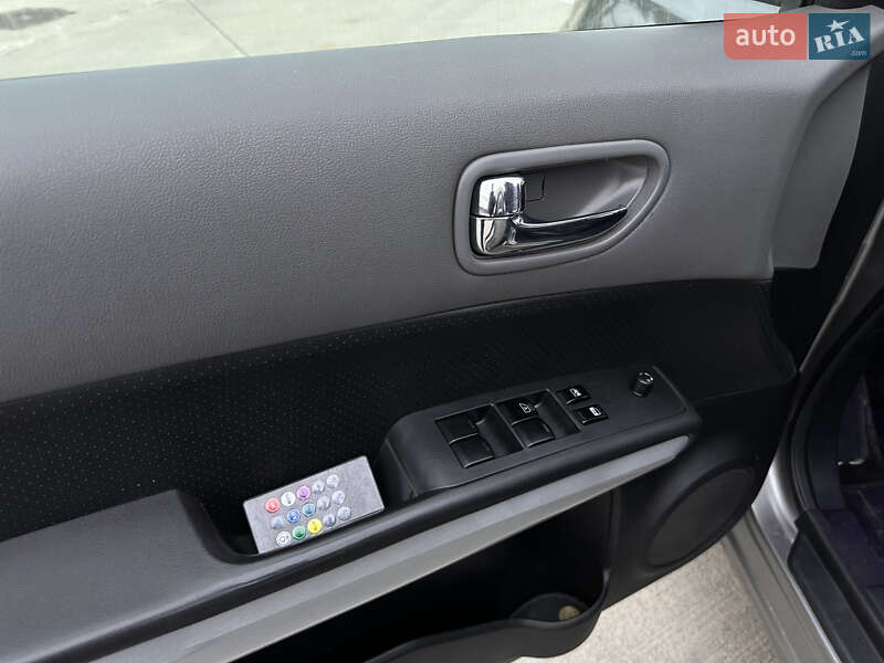 Внедорожник / Кроссовер Nissan X-Trail 2007 в Киеве фото 8 Внедорожник / Кроссовер Nissan X-Trail 2007 в Киеве