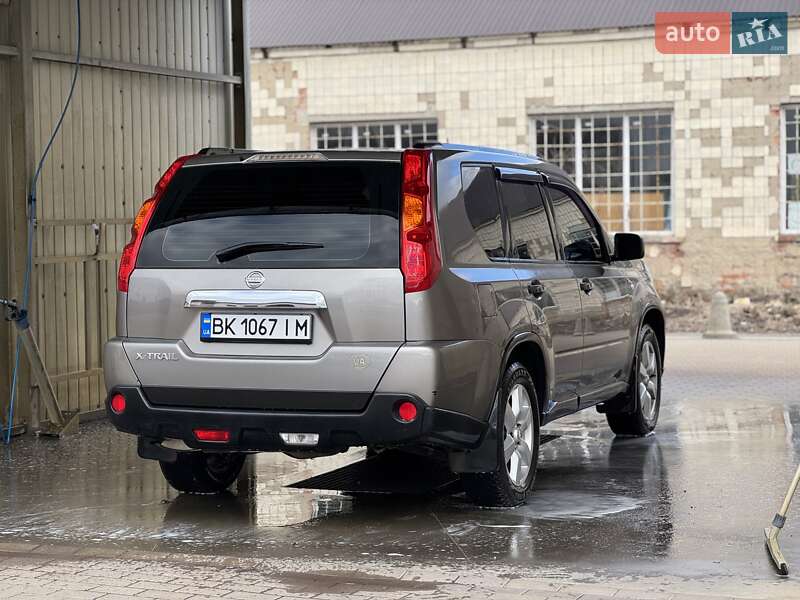 Внедорожник / Кроссовер Nissan X-Trail 2008 в Гоще
