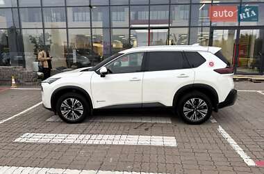 Внедорожник / Кроссовер Nissan X-Trail 2023 в 