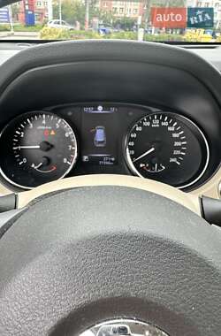 Внедорожник / Кроссовер Nissan X-Trail 2021 в 