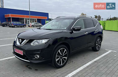 Позашляховик / Кросовер Nissan X-Trail 2016 в Умані