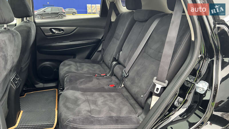 Позашляховик / Кросовер Nissan X-Trail 2016 в Умані фото 30 Позашляховик / Кросовер Nissan X-Trail 2016 в Умані