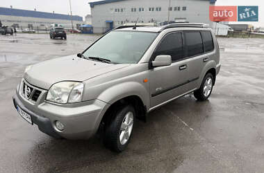 Позашляховик / Кросовер Nissan X-Trail 2003 в 