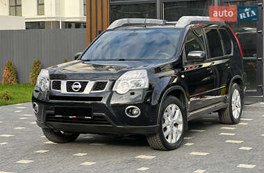 Внедорожник / Кроссовер Nissan X-Trail 2012 в 