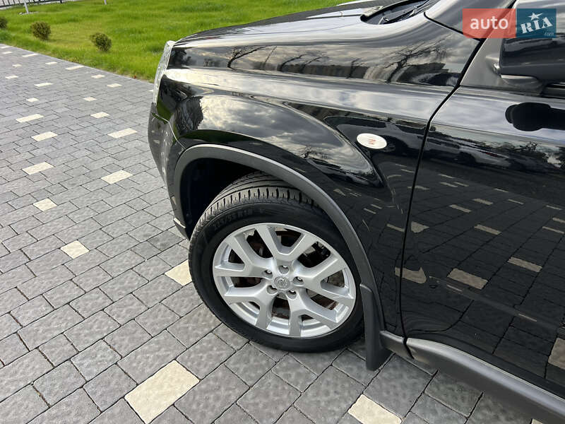 Позашляховик / Кросовер Nissan X-Trail 2012 в Ужгороді