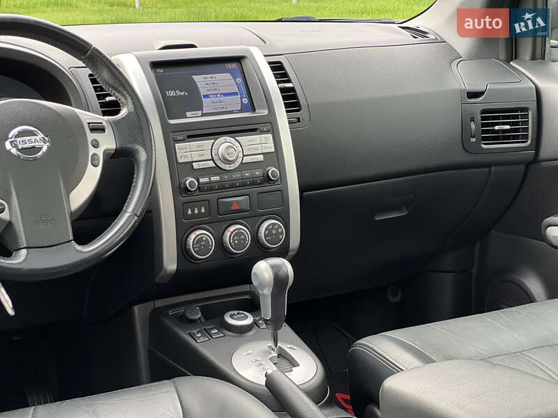 Позашляховик / Кросовер Nissan X-Trail 2012 в Ужгороді