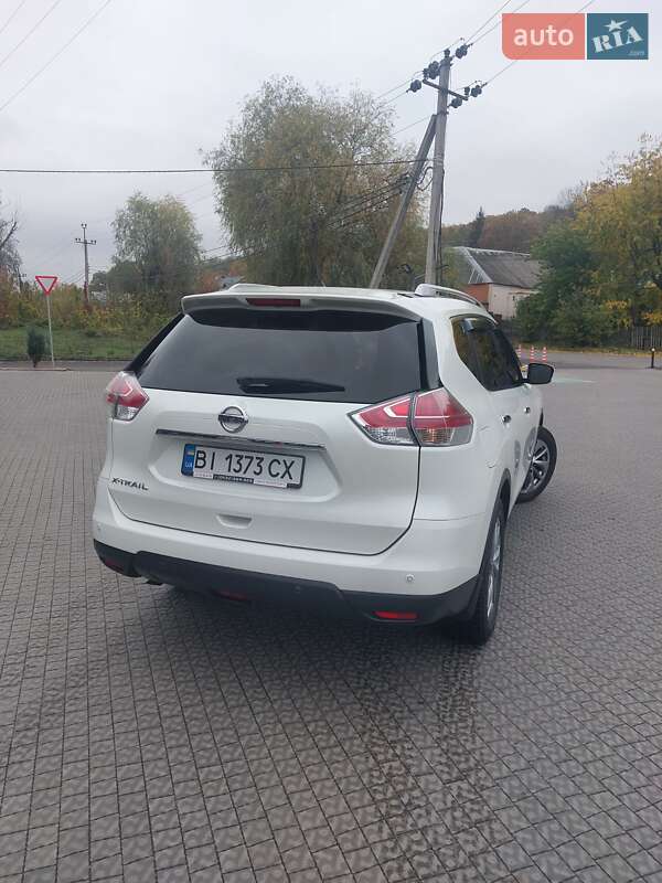 Позашляховик / Кросовер Nissan X-Trail 2014 в Полтаві