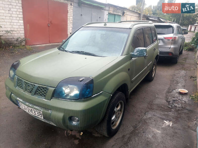 Nissan X-Trail 2004