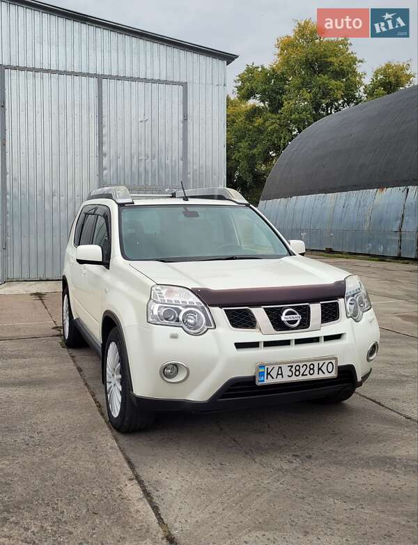 Внедорожник / Кроссовер Nissan X-Trail 2014 в Броварах