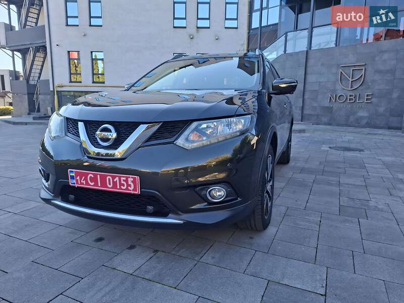Позашляховик / Кросовер Nissan X-Trail 2016 в Луцьку