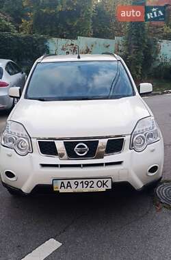 Позашляховик / Кросовер Nissan X-Trail 2013 в Києві