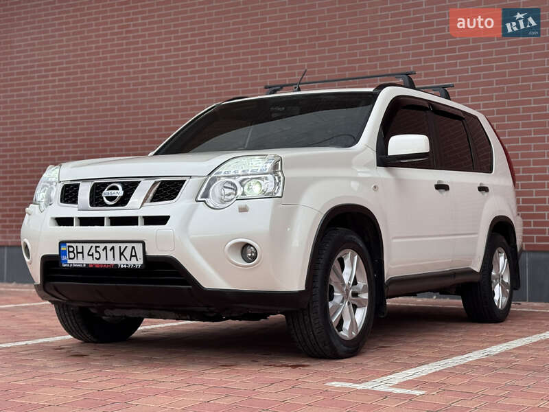Позашляховик / Кросовер Nissan X-Trail 2011 в Одесі