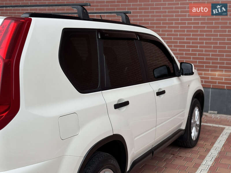 Позашляховик / Кросовер Nissan X-Trail 2011 в Одесі