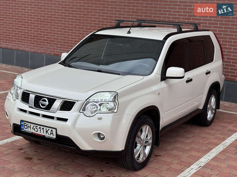Позашляховик / Кросовер Nissan X-Trail 2011 в Одесі