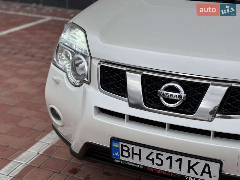 Позашляховик / Кросовер Nissan X-Trail 2011 в Одесі