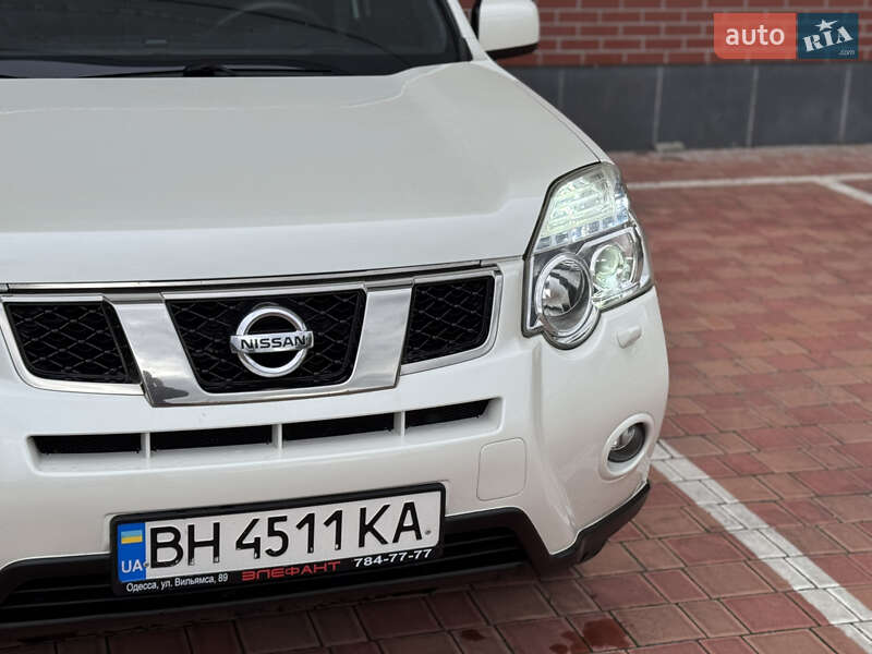 Позашляховик / Кросовер Nissan X-Trail 2011 в Одесі