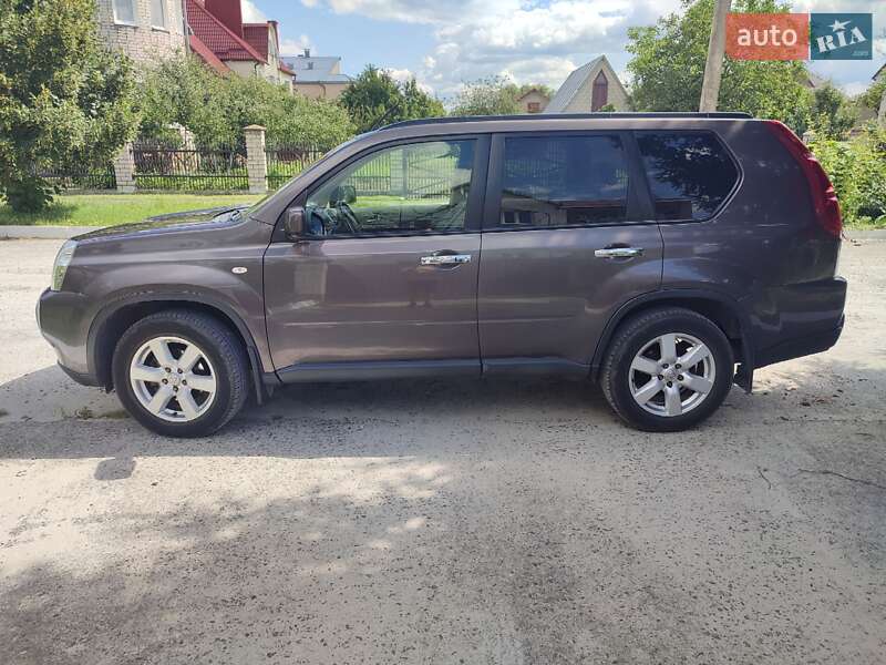 Внедорожник / Кроссовер Nissan X-Trail 2007 в Вараше фото 5 Внедорожник / Кроссовер Nissan X-Trail 2007 в Вараше