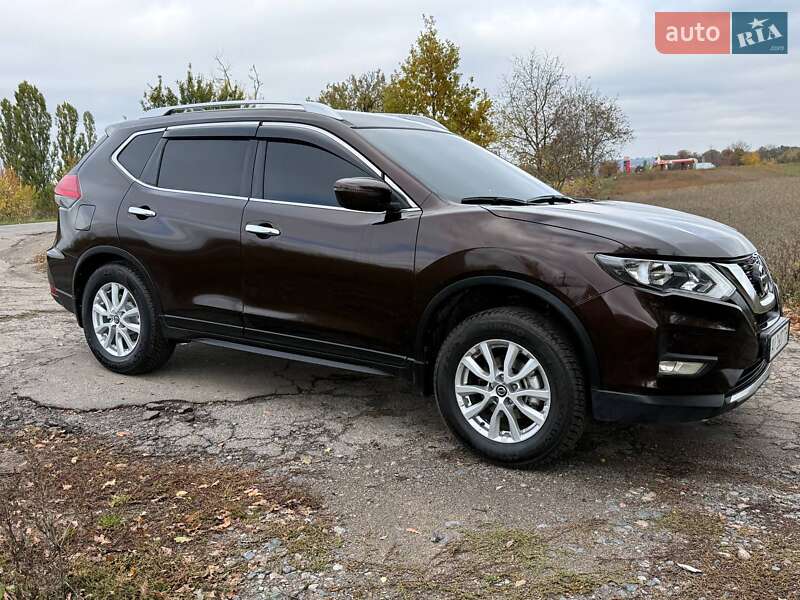 Внедорожник / Кроссовер Nissan X-Trail 2018 в Володарке