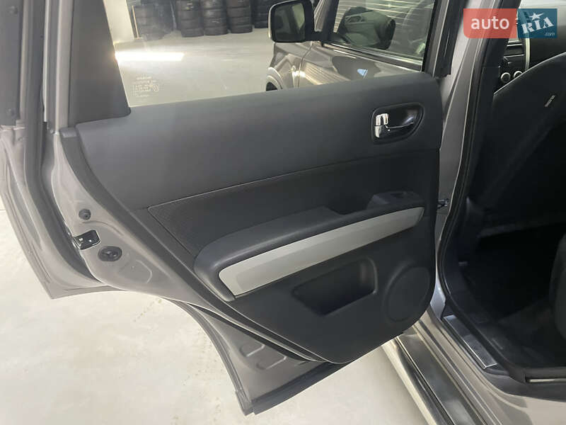 Позашляховик / Кросовер Nissan X-Trail 2012 в Стрию фото 45 Позашляховик / Кросовер Nissan X-Trail 2012 в Стрию