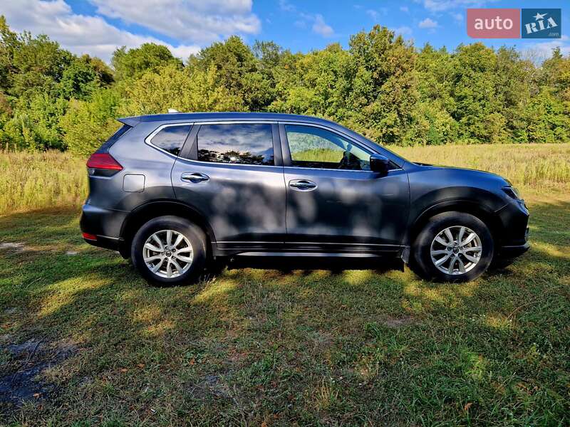 Внедорожник / Кроссовер Nissan X-Trail 2018 в Сумах