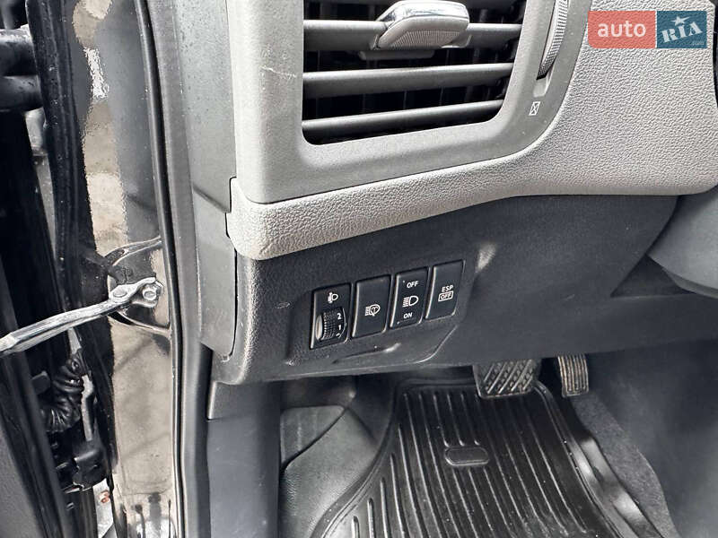 Позашляховик / Кросовер Nissan X-Trail 2007 в Дніпрі