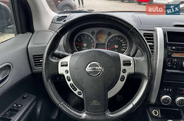 Внедорожник / Кроссовер Nissan X-Trail 2007 в 