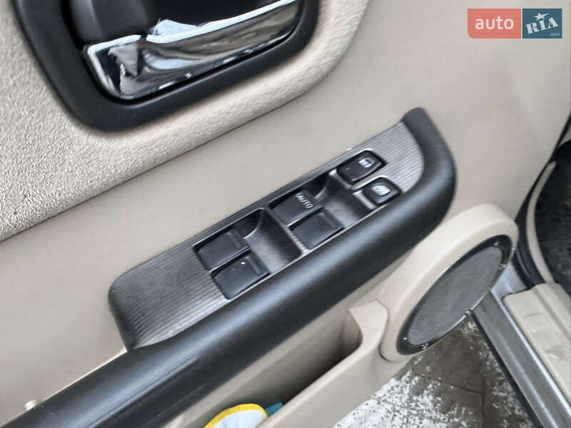 Внедорожник / Кроссовер Nissan X-Trail 2001 в Сарнах фото 11 Внедорожник / Кроссовер Nissan X-Trail 2001 в Сарнах