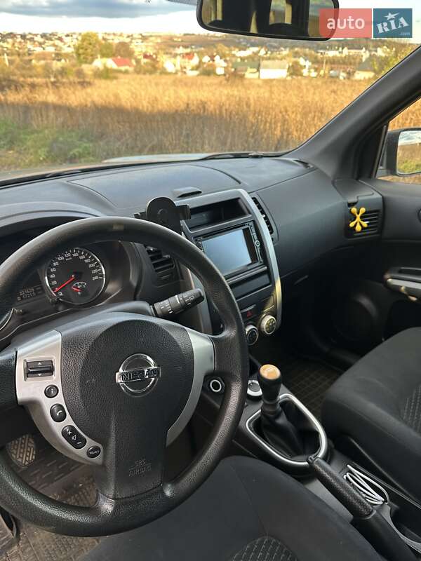 Внедорожник / Кроссовер Nissan X-Trail 2012 в Черновцах фото 8 Внедорожник / Кроссовер Nissan X-Trail 2012 в Черновцах