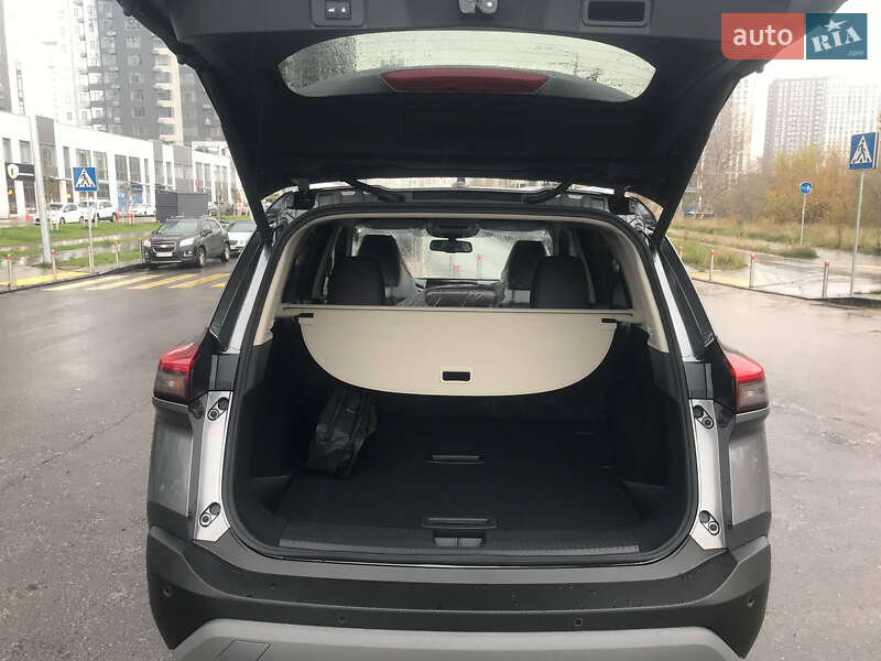 Внедорожник / Кроссовер Nissan X-Trail 2025 в Киеве