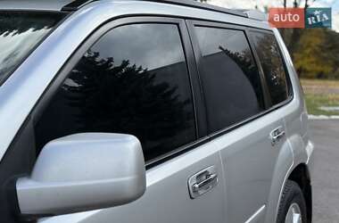 Внедорожник / Кроссовер Nissan X-Trail 2003 в  фото 9 Внедорожник / Кроссовер Nissan X-Trail 2003 в