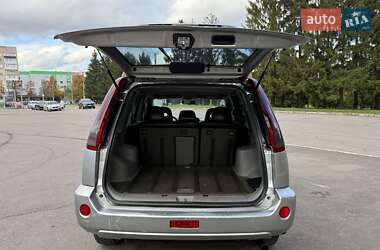 Внедорожник / Кроссовер Nissan X-Trail 2003 в  фото 25 Внедорожник / Кроссовер Nissan X-Trail 2003 в