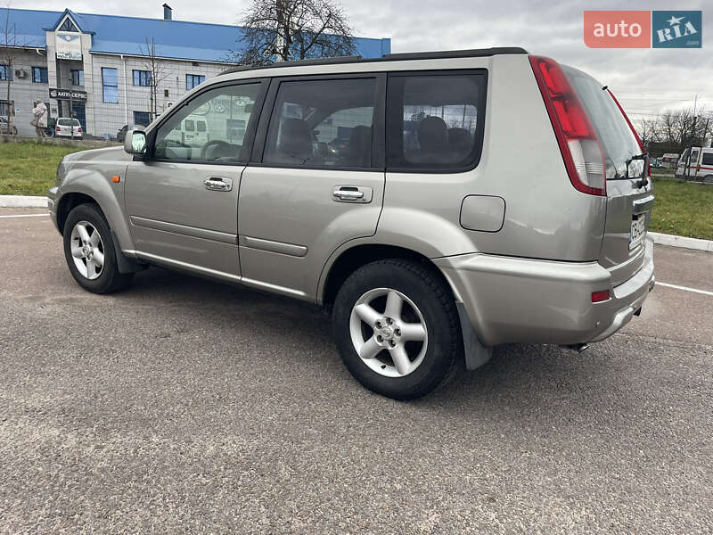 Внедорожник / Кроссовер Nissan X-Trail 2003 в Житомире