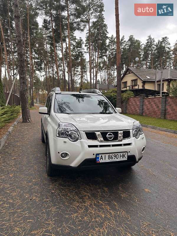Внедорожник / Кроссовер Nissan X-Trail 2013 в Киеве фото 2 Внедорожник / Кроссовер Nissan X-Trail 2013 в Киеве