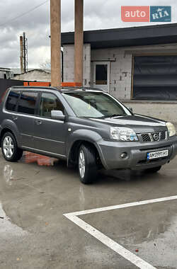 Внедорожник / Кроссовер Nissan X-Trail 2006 в Звягеле