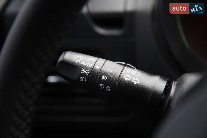 Позашляховик / Кросовер Nissan X-Trail 2012 в Харкові