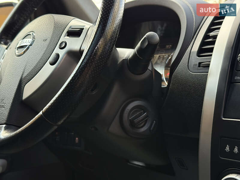 Позашляховик / Кросовер Nissan X-Trail 2013 в Тячеві фото 36 Позашляховик / Кросовер Nissan X-Trail 2013 в Тячеві