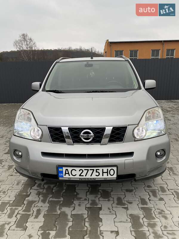 Внедорожник / Кроссовер Nissan X-Trail 2008 в Нововолынске
