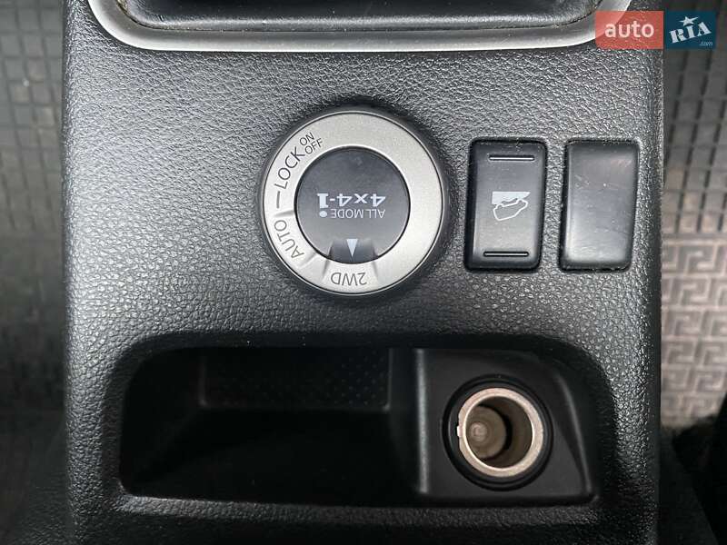 Внедорожник / Кроссовер Nissan X-Trail 2008 в Нововолынске