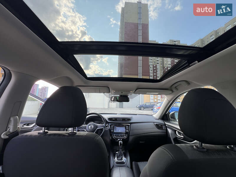 Внедорожник / Кроссовер Nissan X-Trail 2018 в Киеве