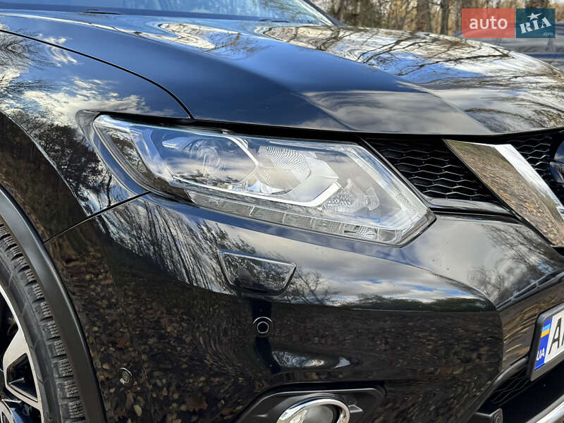 Позашляховик / Кросовер Nissan X-Trail 2017 в Бердичеві