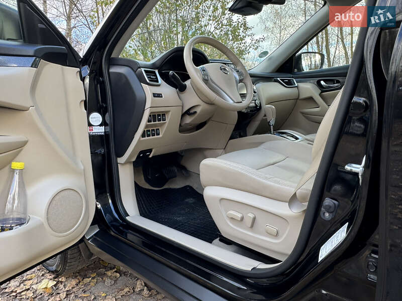 Позашляховик / Кросовер Nissan X-Trail 2017 в Бердичеві