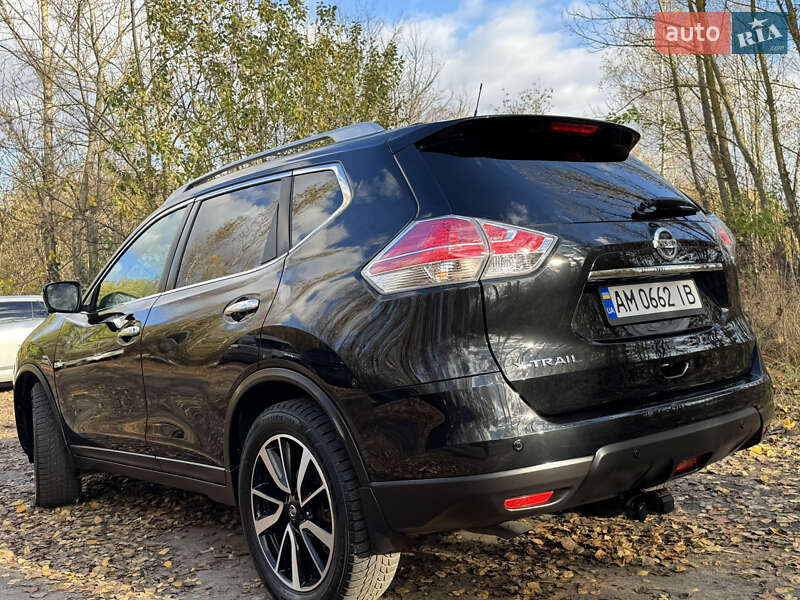 Позашляховик / Кросовер Nissan X-Trail 2017 в Бердичеві