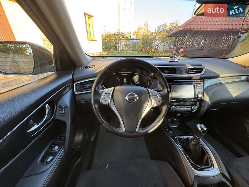 Внедорожник / Кроссовер Nissan X-Trail 2015 в Львове фото 13 Внедорожник / Кроссовер Nissan X-Trail 2015 в Львове