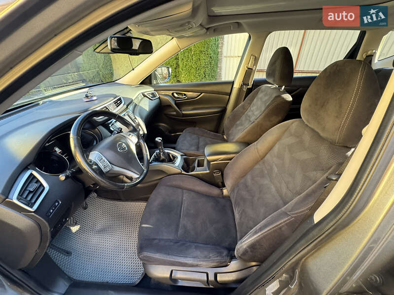 Внедорожник / Кроссовер Nissan X-Trail 2015 в Львове фото 17 Внедорожник / Кроссовер Nissan X-Trail 2015 в Львове