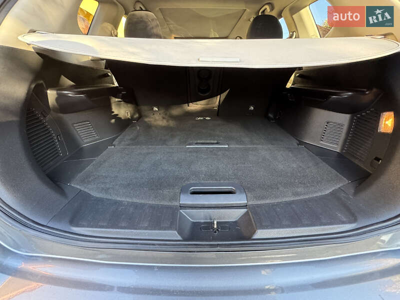 Внедорожник / Кроссовер Nissan X-Trail 2015 в Львове фото 25 Внедорожник / Кроссовер Nissan X-Trail 2015 в Львове