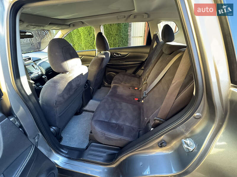 Внедорожник / Кроссовер Nissan X-Trail 2015 в Львове фото 27 Внедорожник / Кроссовер Nissan X-Trail 2015 в Львове