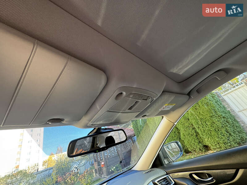 Внедорожник / Кроссовер Nissan X-Trail 2015 в Львове фото 31 Внедорожник / Кроссовер Nissan X-Trail 2015 в Львове