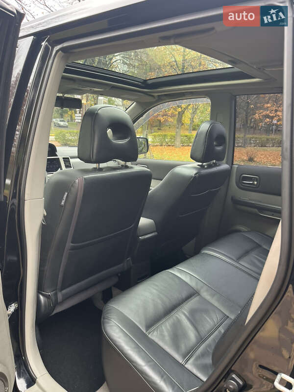 Позашляховик / Кросовер Nissan X-Trail 2004 в Броварах