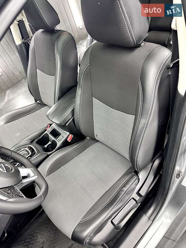 Внедорожник / Кроссовер Nissan X-Trail 2017 в Тернополе